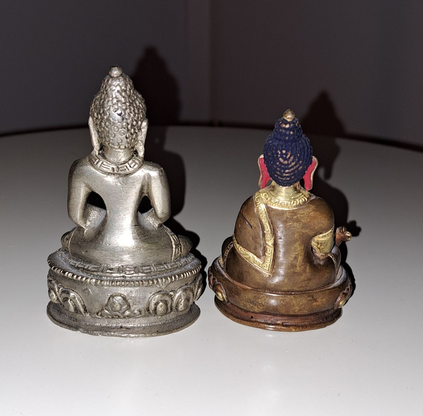Statuette: 2 Buddha Figuren – Usato da Richterswil venduto da Viorella 4