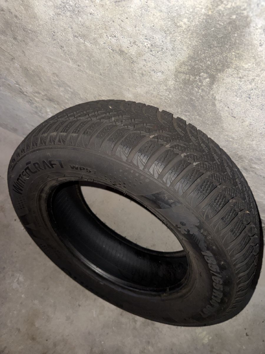 Kumho Pneumatici & Ruote complete: Winterreifen 185/65 R14 – Usato da Bremgarten b. Bern venduto da Claudio47 1