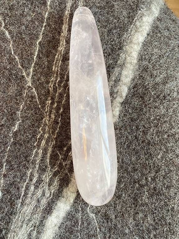 Minerali & Pietre curative: Rosenquarz Massagestab – Usato da Wald ZH venduto da iml_5pqn