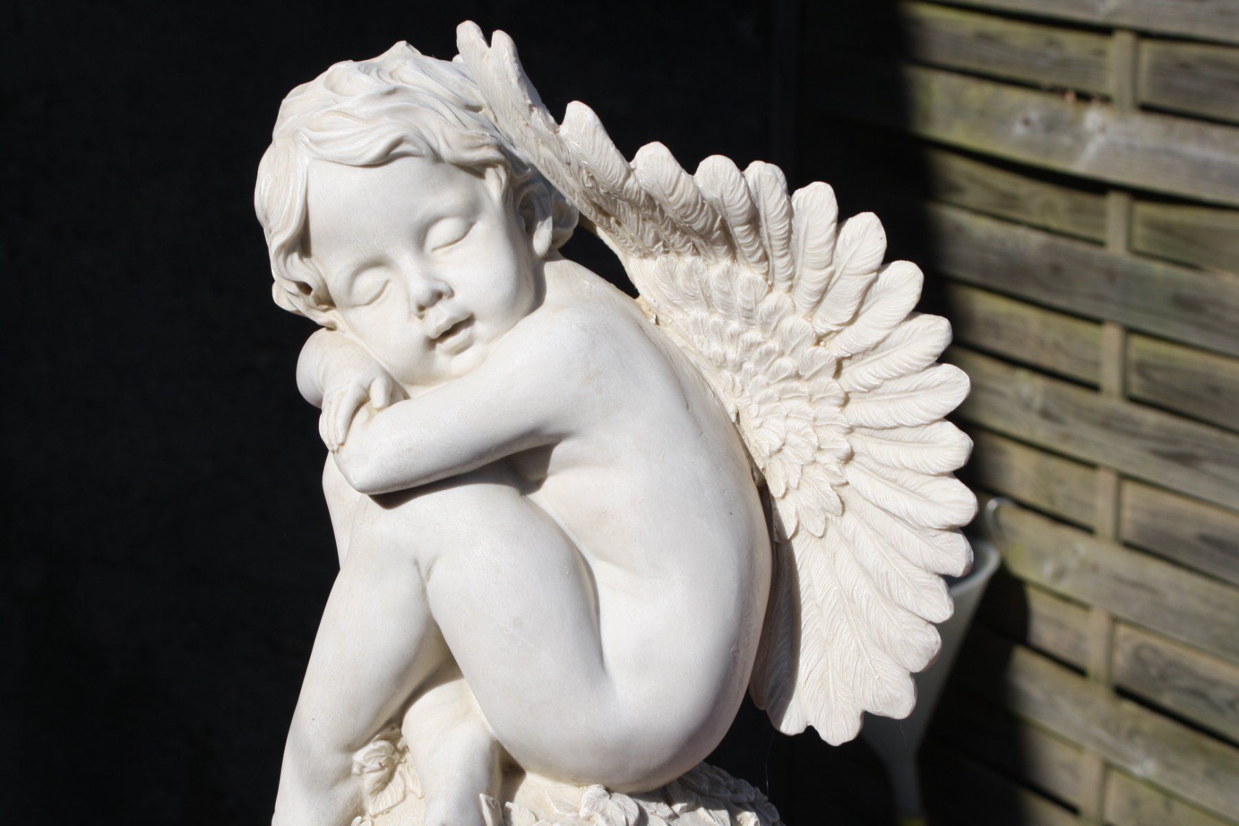 Statuette: ENGEL GROSSER SCHÖNER ENGEL AUF KUGEL – Usato da Wauwil venduto da Pneuedy 1