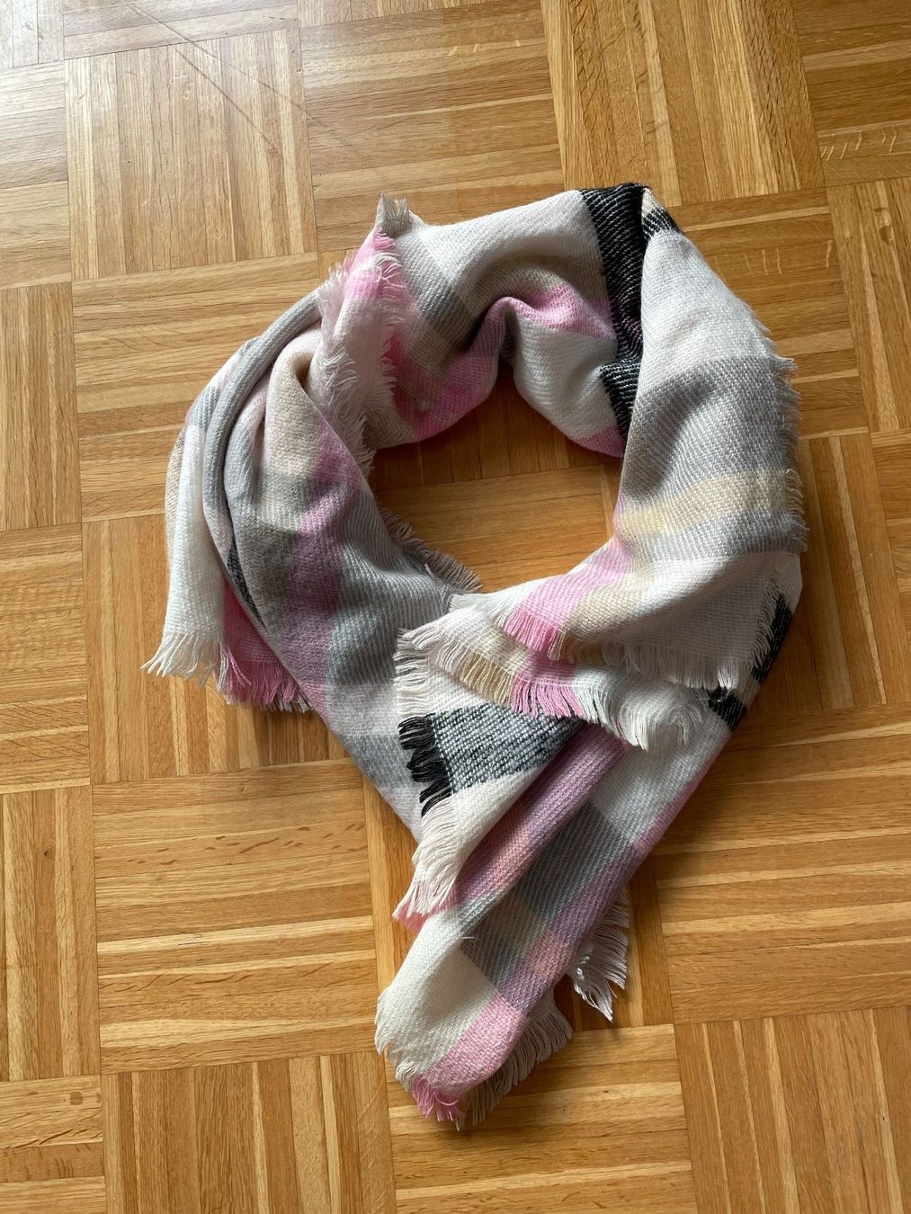 Codello Foulard & Sciarpe: Schal, NEU, Marke CODELLO, Damen – Nuovo (secondo la descrizione) da Luzern venduto da Roger3022 1