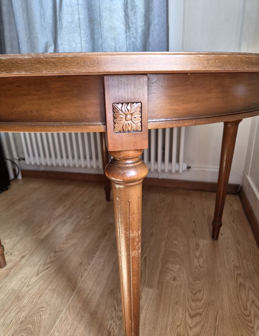 Tavoli: Table à manger ronde avec rallonge – Usato da Chénens venduto da cam_ll5b 1