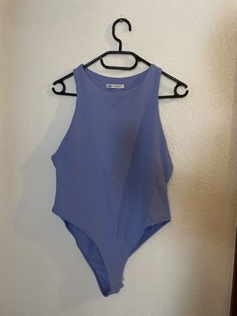 Zara Body flieder ärmellos guter Zustand