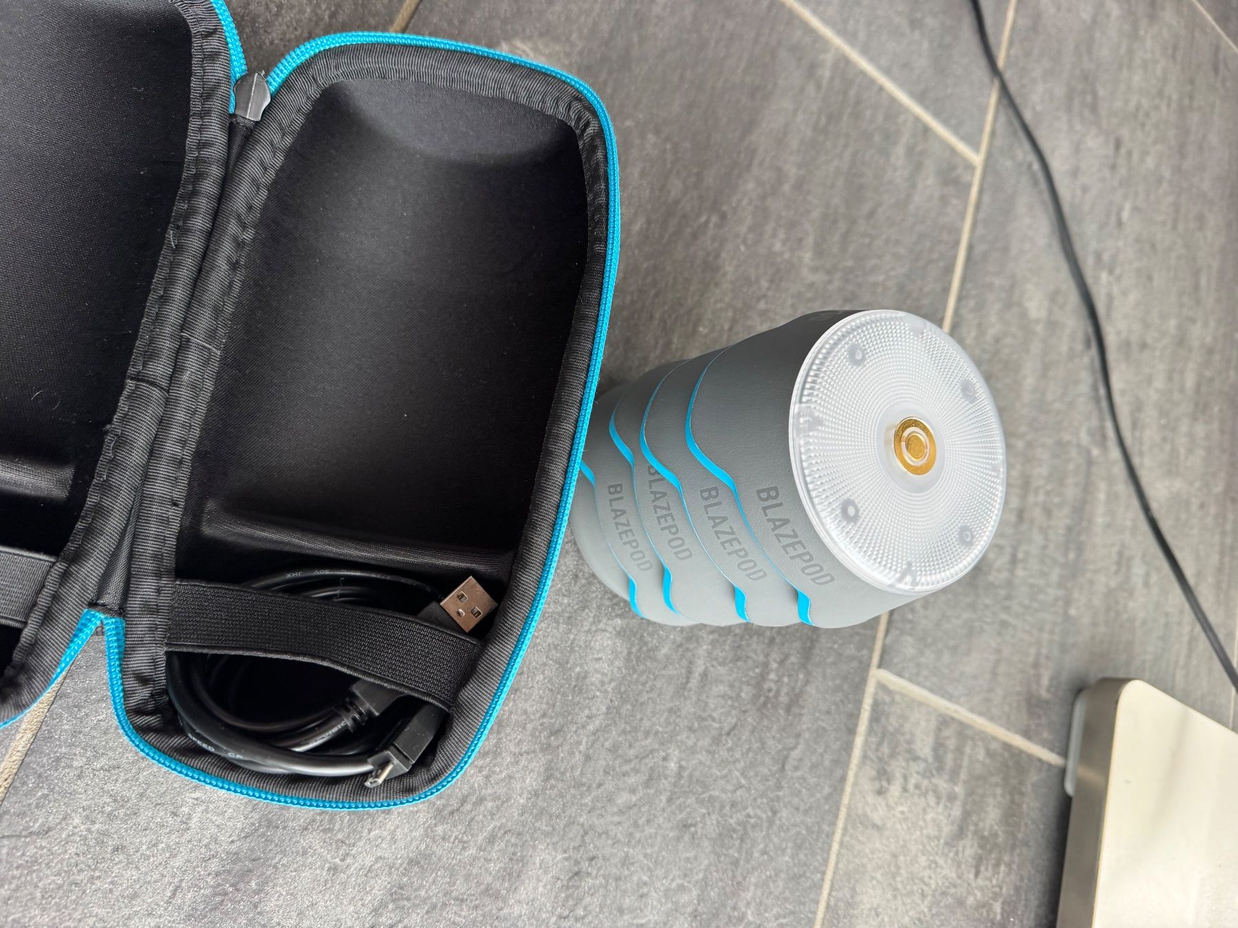 Hometrainer: BlazePods Standard Kit 4 Pods – Nuovo (secondo la descrizione) da Brügg BE venduto da celiamal3a 3