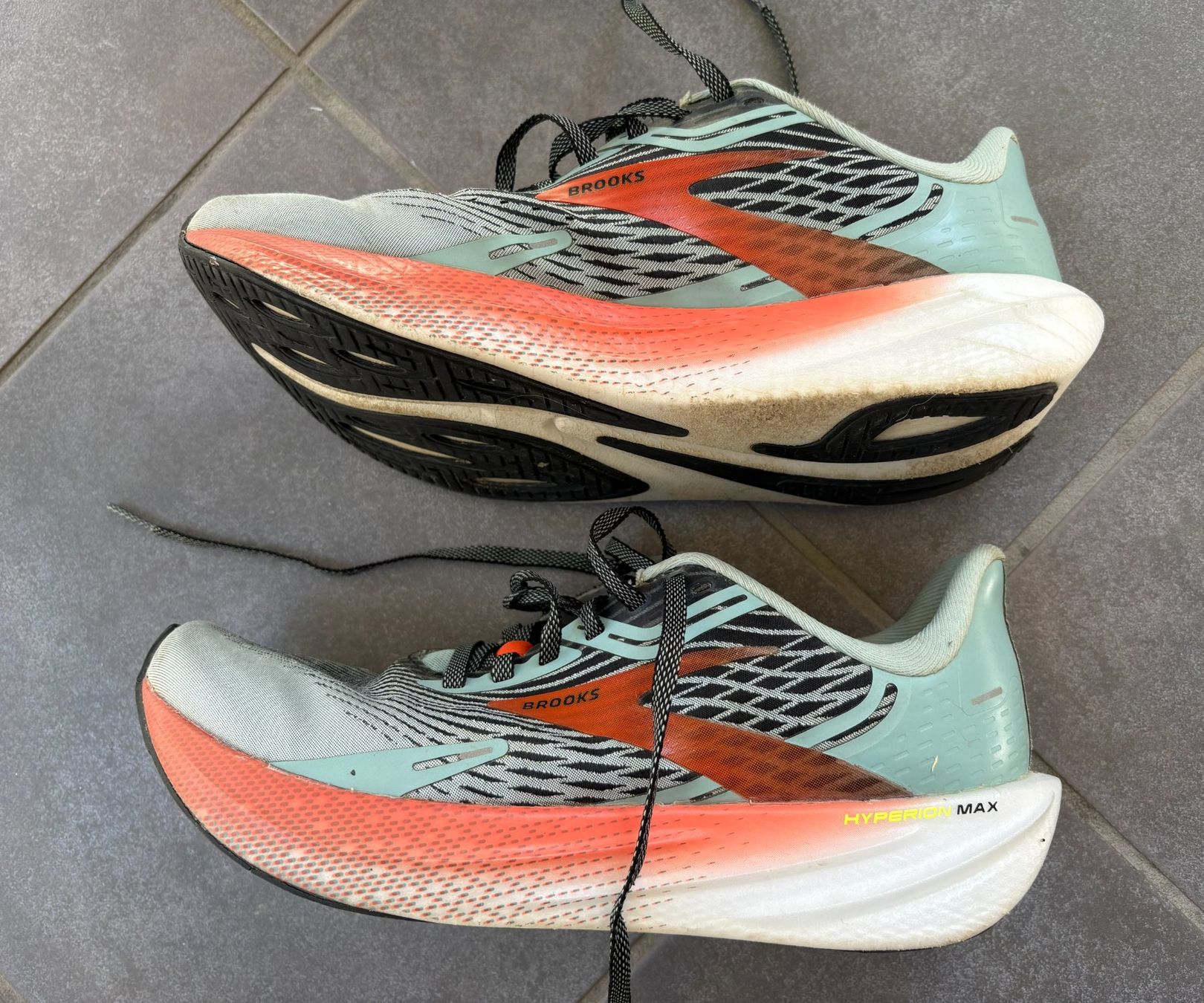 Brooks Scarpe da donna: BROOKS Runningshuhe – Usato da Frauenfeld venduto da Nezadim 1