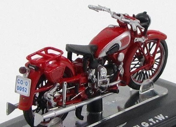 Moto Guzzi Kit di modellismo & Modellini statici: Moto Guzzi G.T.W. , 1:24 – Nuovo e nell'imballaggio originale da Goldach venduto da Feivel9 1
