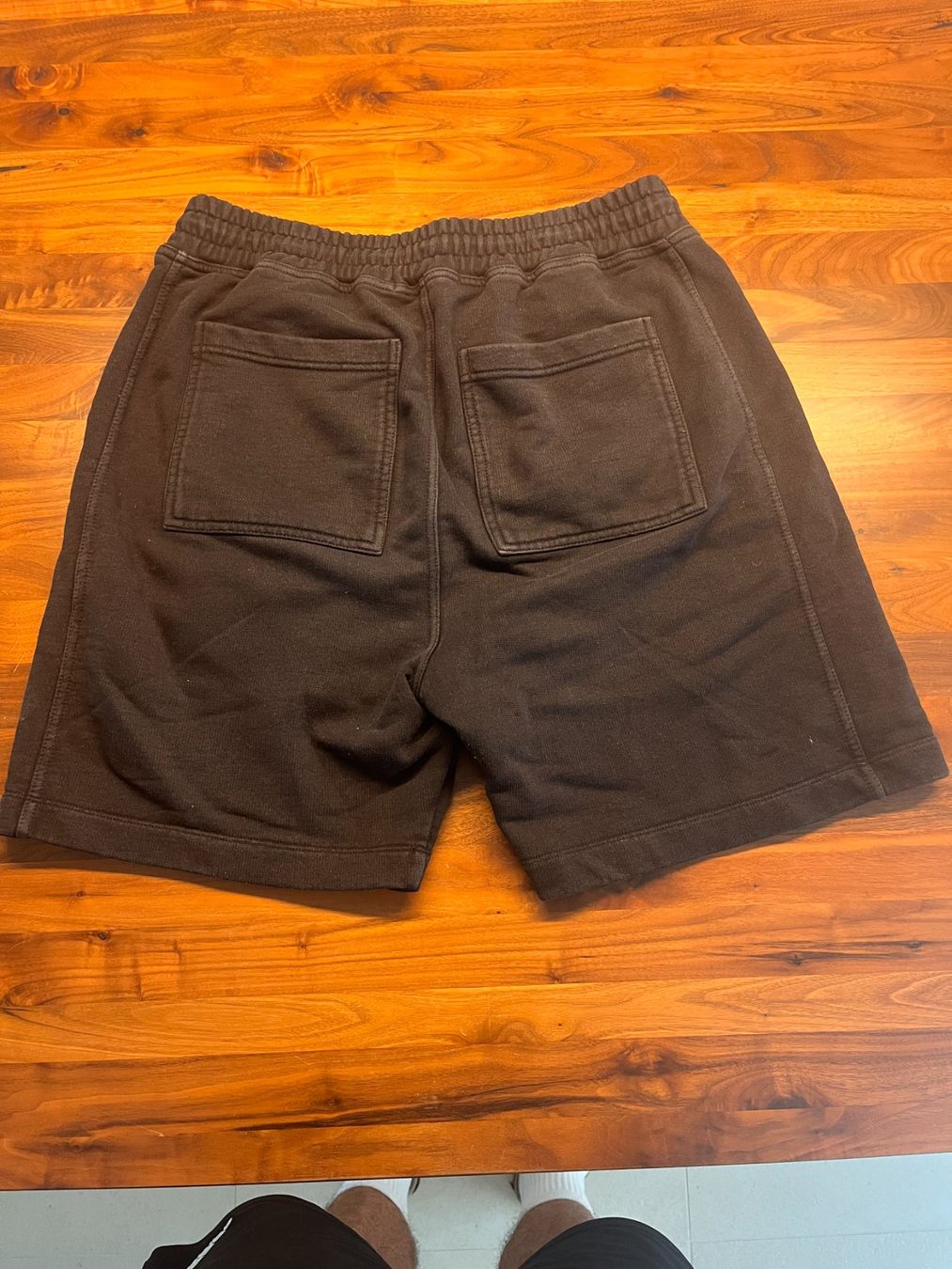 Represent Pantaloni: Represent Shorts Black – Usato da Burgdorf venduto da Roman.Bichsel 5