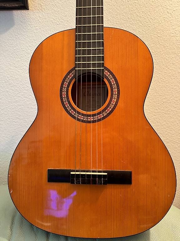 Strumenti musicali: Gitarre – Usato da Zürich venduto da Cibin 3