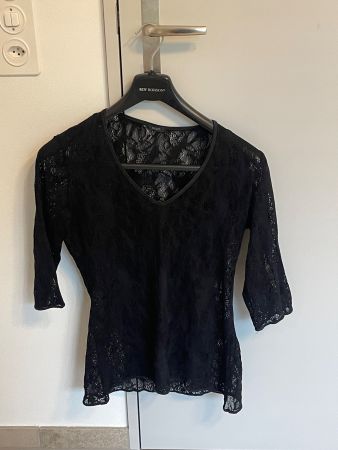 Shirt aus Spitze