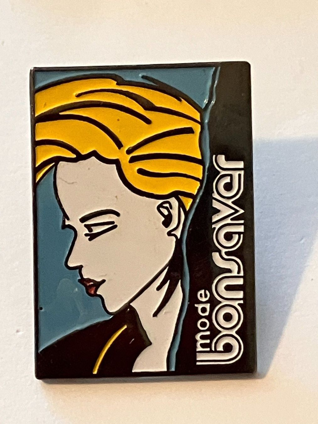 Placchette & Badge: 1 Pin Mode Bonsaver – Usato da Basel venduto da djwwpp
