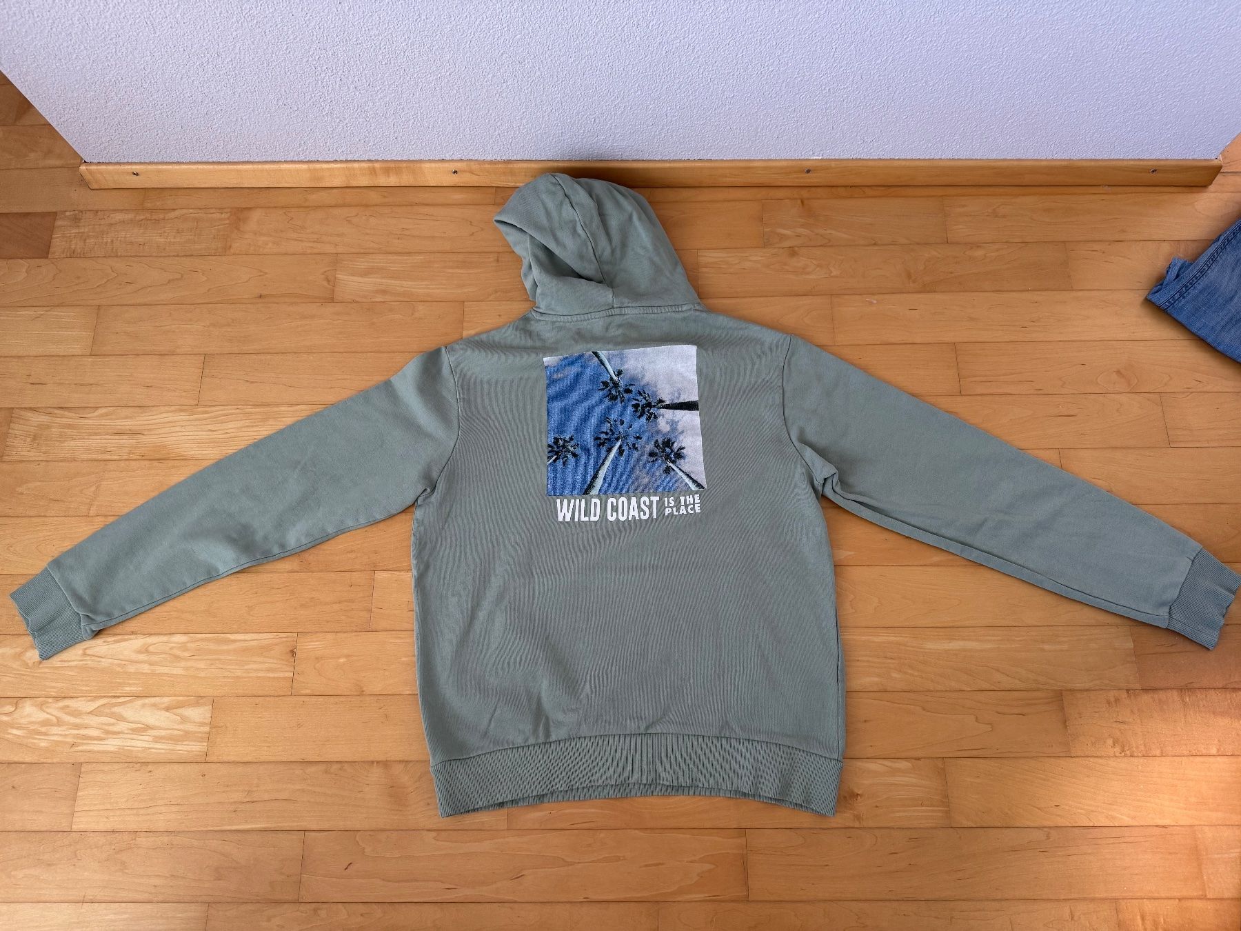 Mango Maglioni & Felpe: Sommerpullover grün mit Bild, Gr. 164 von Mango – Usato da Uster venduto da Niamgro 1