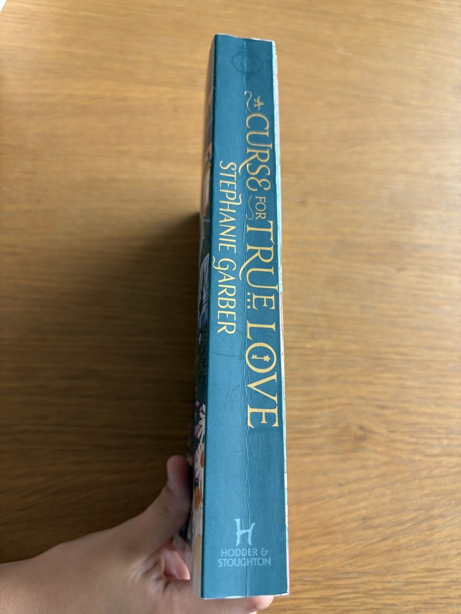 Libri: Stephanie Garber - A curse for true love ENGLISCH – Usato da Basel venduto da mon_7pfq 2