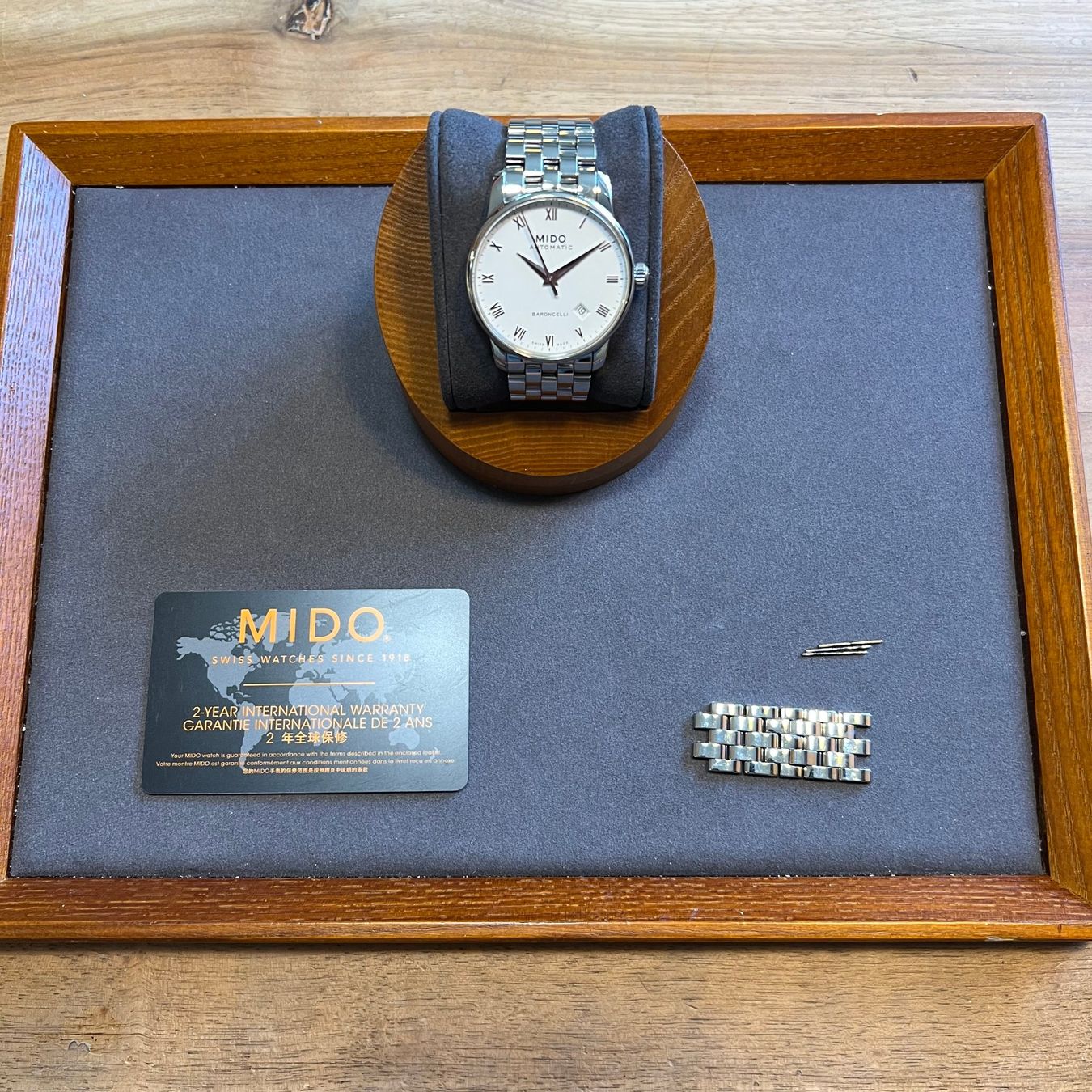 Mido Orologi: Mido Baroncelli Automatic Date M8600.4.26.1 – Usato da Carouge GE venduto da Watchaser 9
