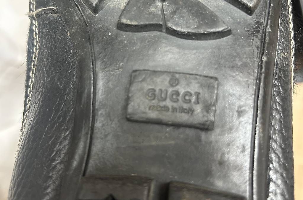 Scarpe da uomo: Chaussure Gucci cuir fourrure  – Usato da Geneve venduto da Auziris 2