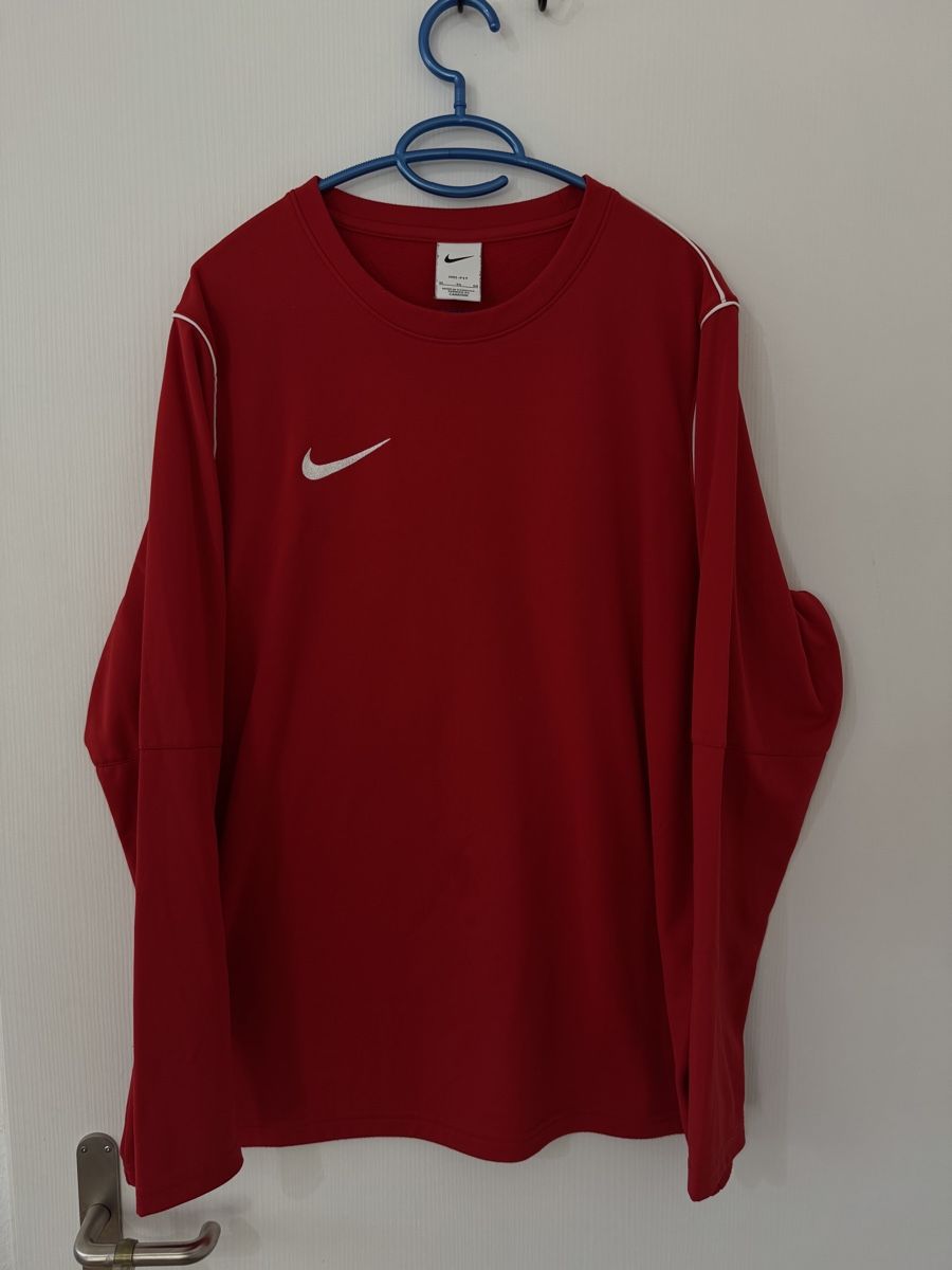 Nike Maglioni & Felpe: Nike Vintage Pullover Dri-Fit rot Grösse XL Basic – Usato da Wetzikon ZH venduto da Jan_wojt