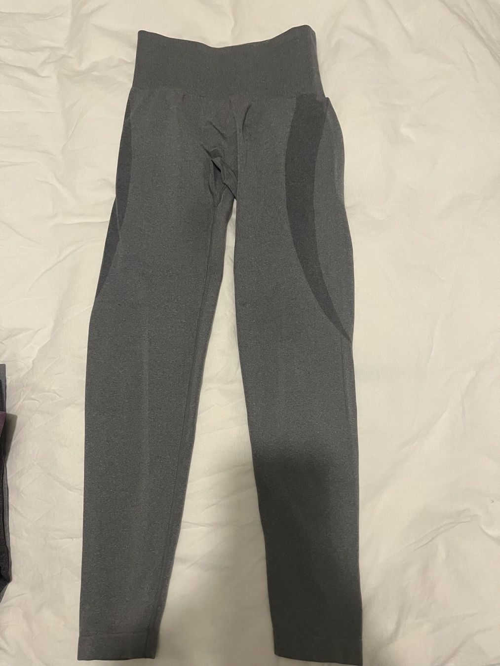 NVGTN Leggings: NVGTN Leggins – Gebraucht aus Grenchen von rahel_98