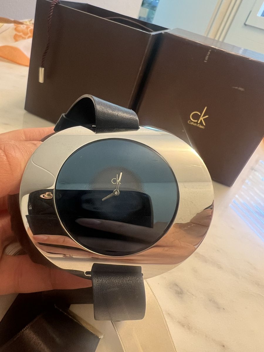 Calvin Klein Orologi: Calvin Klein Damenuhr mit Box & Bänder – Usato da Zürich venduto da R1908 3