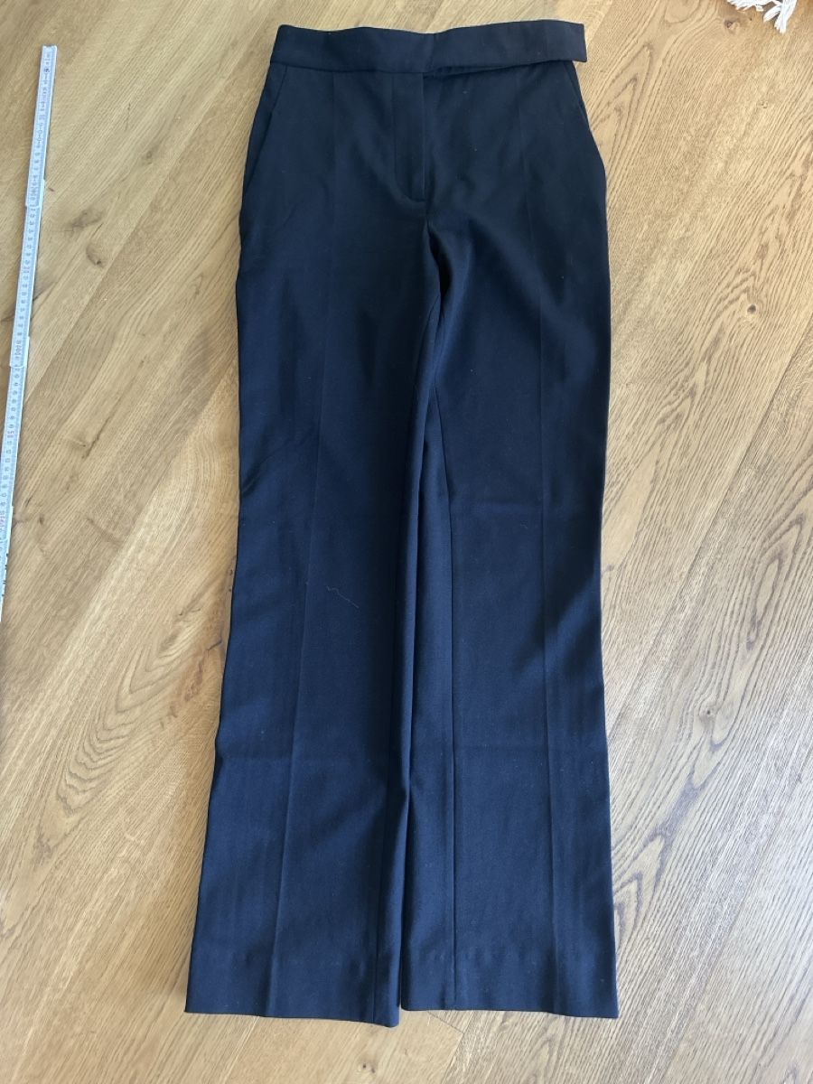 Pantaloni: Viktoria Beckham Hose schwarz elegant  – Usato da Hergiswil NW venduto da SilSa
