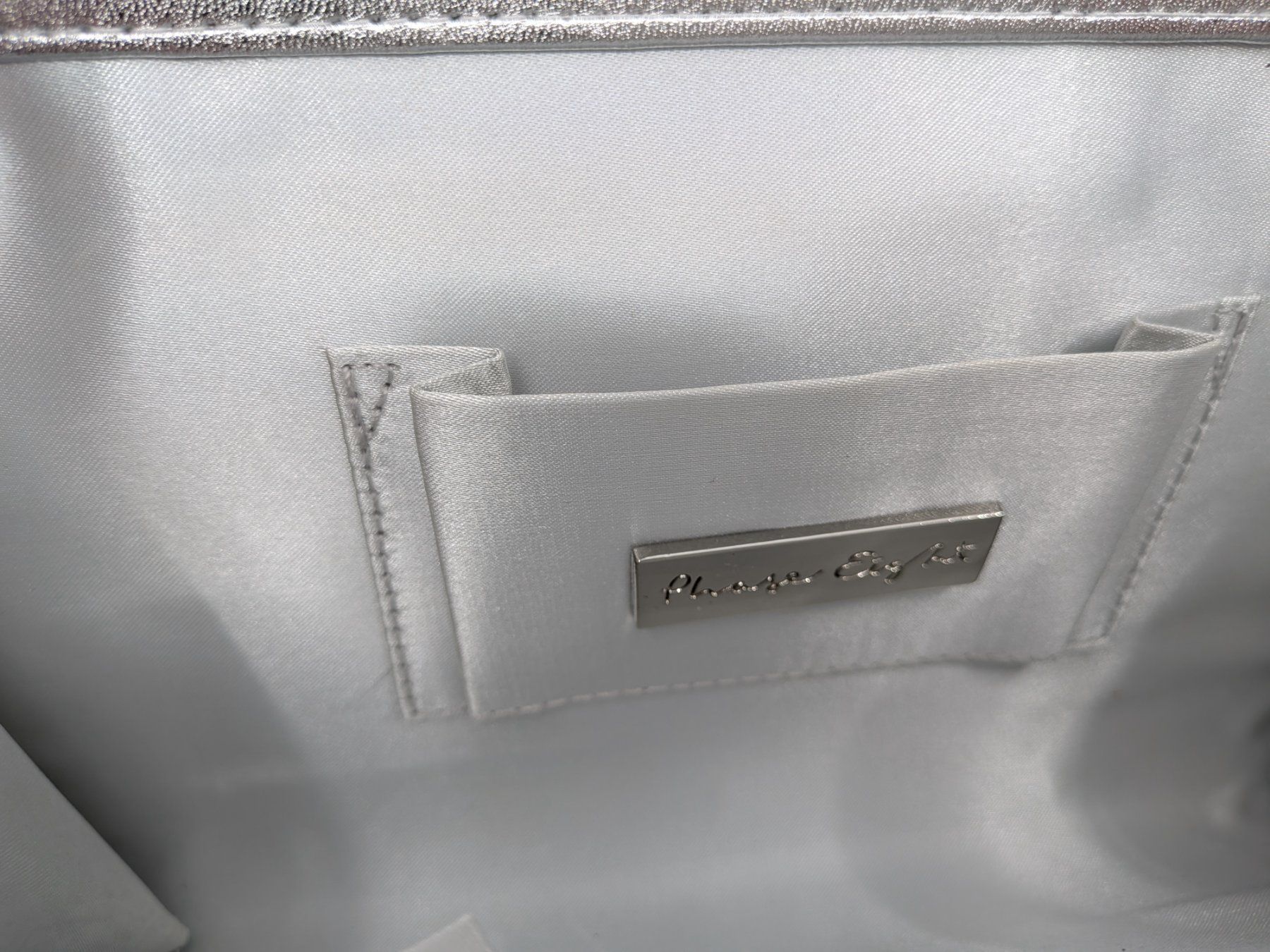 Phase Eight Borse da donna: Silberfarbene Clutch Abendtasche phase eight – Usato da Emmen venduto da magelan 6