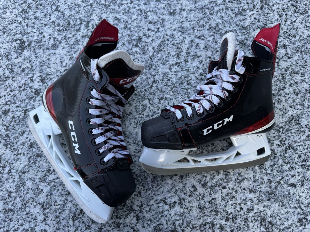 Ccm Pattini da ghiaccio: CCM JetSpeed FT 475 Schlittschuhe Grösse 5.5  – Usato da Horriwil venduto da kreidlerkari 7