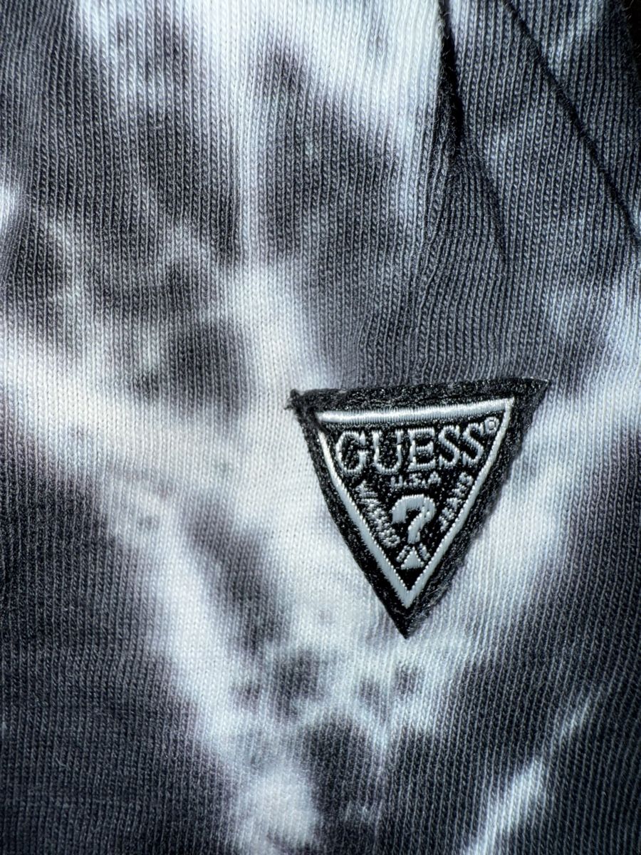 Guess T-shirts: T-shirt Guess taille L – Neuf avec emballage d'origine à Villaz-St-Pierre par dav_w66n 2