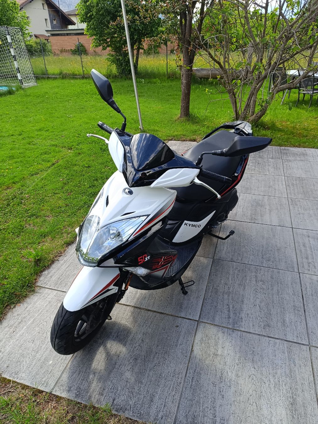 Kymco Scooter: KYMCO Roller frisch ab MFK – Usato da Meiringen venduto da maniundsid