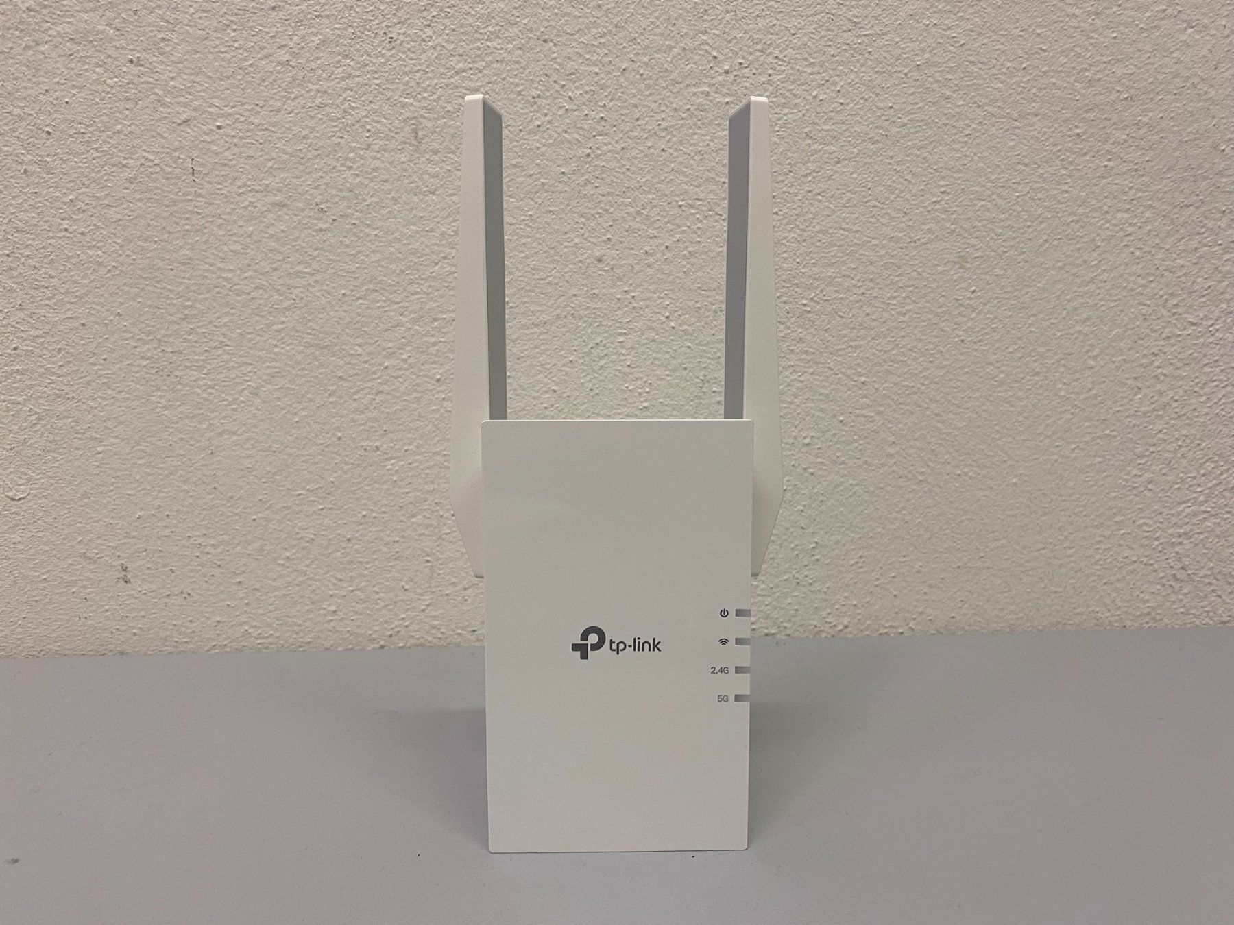 TP-Link WiFi: TP-Link RE605X WLAN Repeater – Usato da Hochdorf venduto da av-electronics 1
