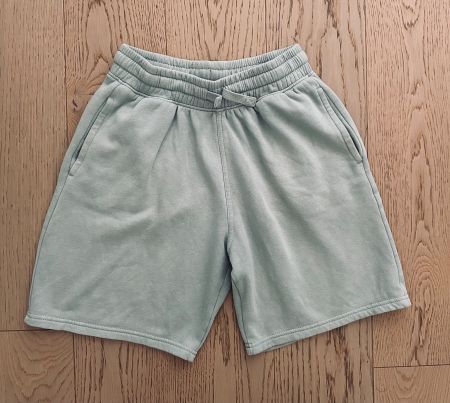 Jungen-Shorts Gr. 158 Mintgrün -  Neuwertig!