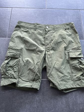 Jack Wolfskin Shorts olivegrün Gr. 52