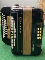 Akkordeon „HOHNER“ NORMA IV mit Koffer 