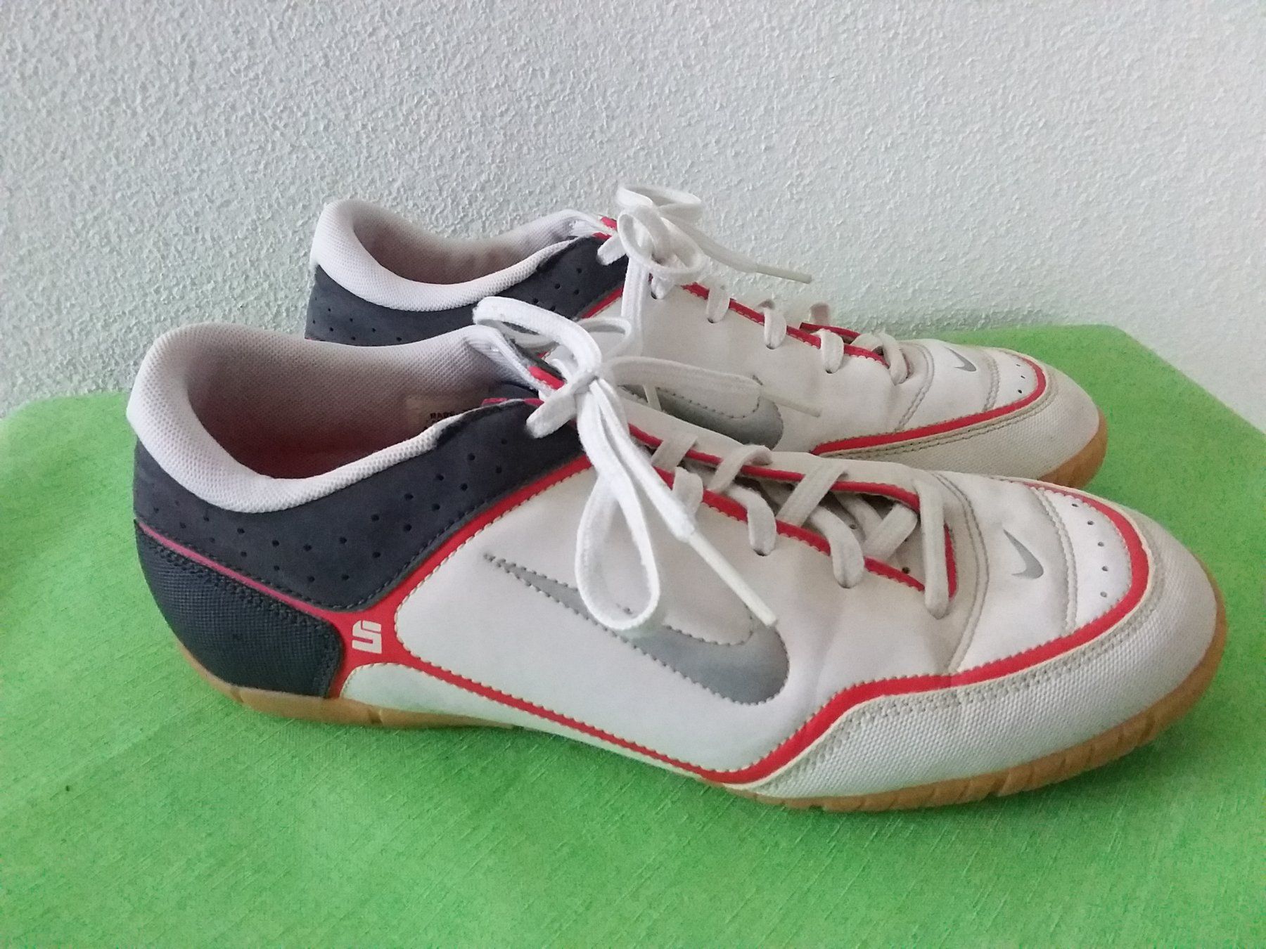 Nike Scarpe da uomo: NIKE Five FTII,  Sneakers, Gr 40,5 – Usato da Uitikon Waldegg venduto da Risibisi7 1