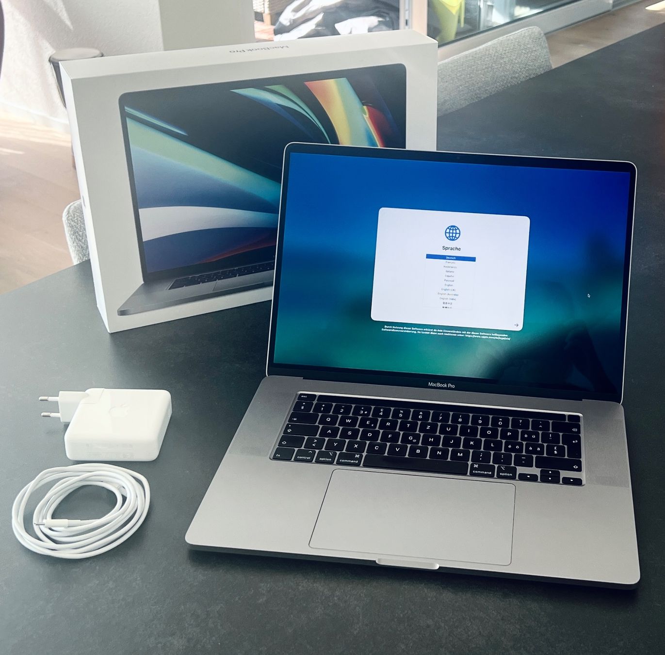Apple Notebooks: MacBook Pro 16" 2019 | i9 | 32GB RAM | 1 TB | Top-Zustand – Gebraucht aus Grosshöchstetten von sunshine_007