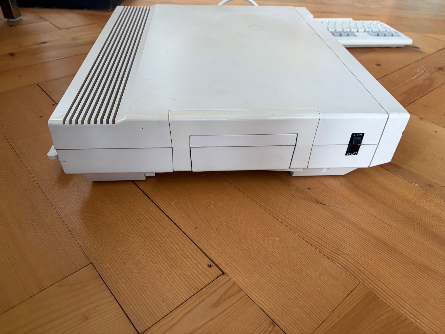 Commodore PCs: Commodore 128D – Gebraucht aus Pfungen von hungulus 3