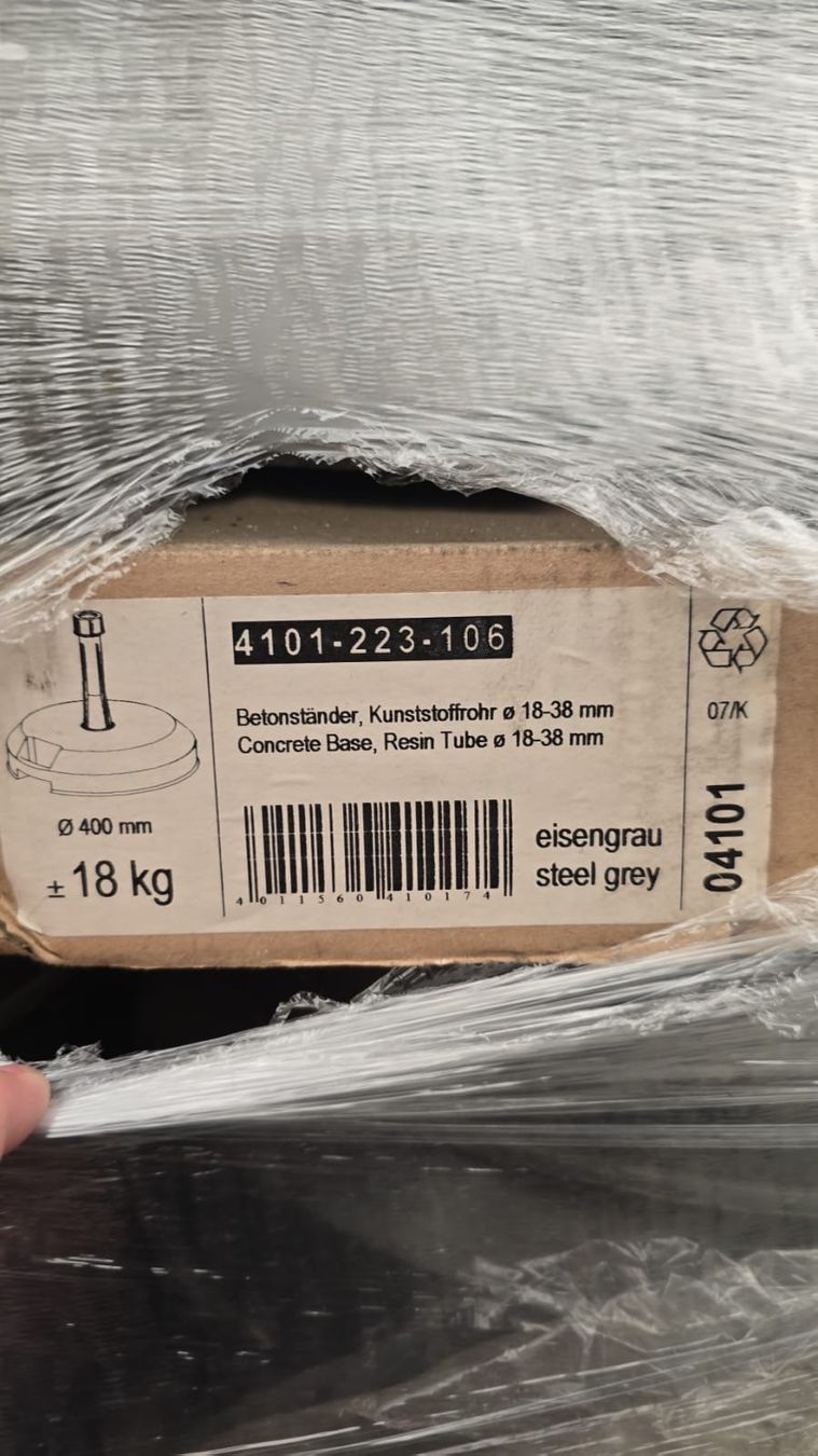 Altro: Robuster Sonnenschirmständer Beton gefüllt – Nuovo (secondo la descrizione) da Zuchwil venduto da celixne 2