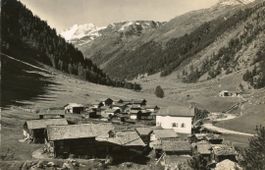 Gruben   VS   im Turtmanntal  mit Diablons     um  1 9 3 3