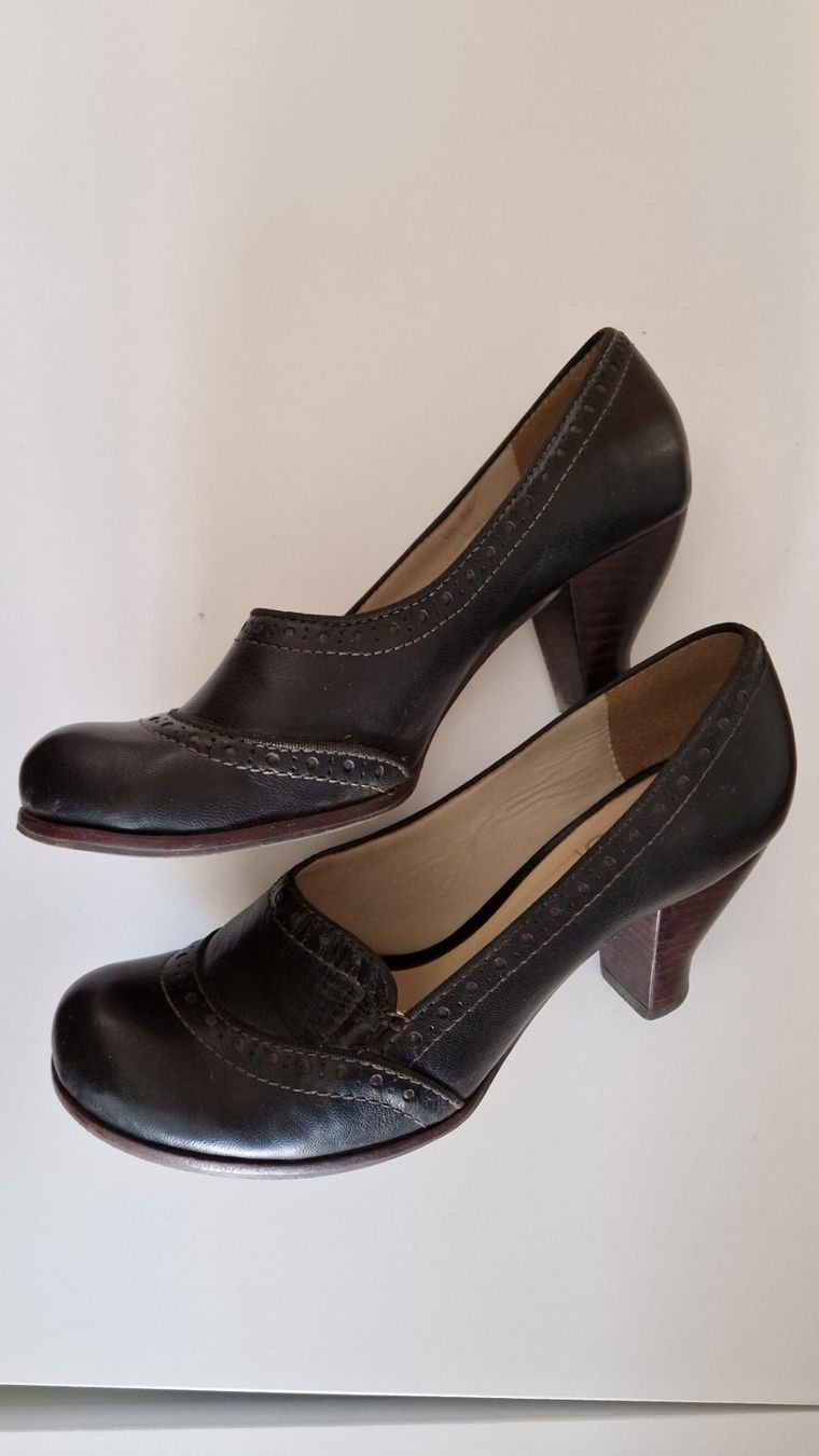 Clarks Scarpe da donna: Pumps – Usato da Luzern venduto da kzu_8qsg 1