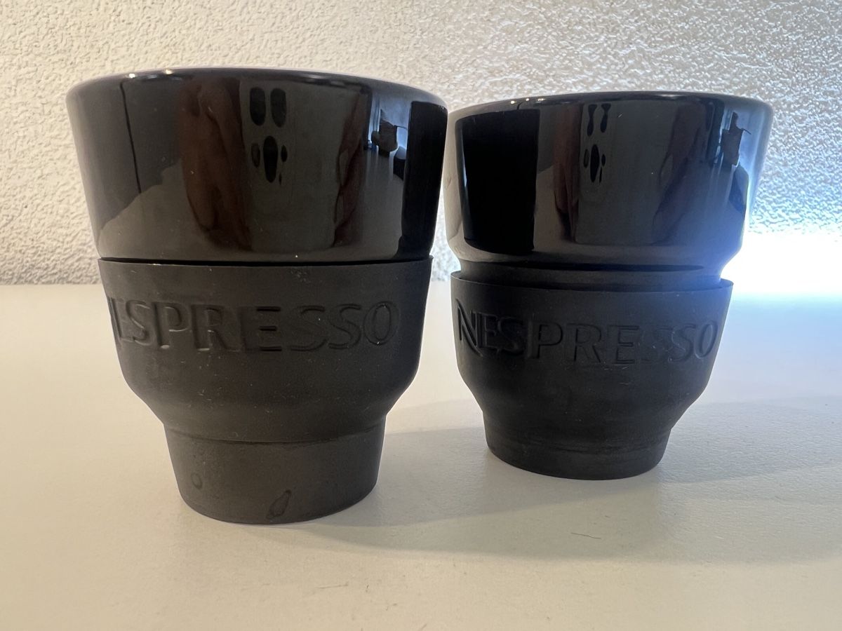 Nespresso Tazze: Nespresso Becher 2er Set Schwarz – Usato da Rotkreuz venduto da Migu2012 1