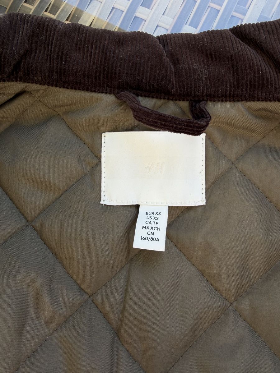 H&M Giacche: H&M Quilted Jacket, size XS, dark green – Usato da Zürich venduto da Victoria_T 1