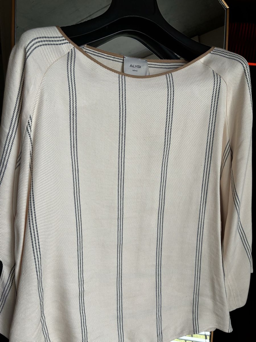 Blusen: Alysi! wunderschöne Bluse. gr. 36 np 259 – Gebraucht aus Winterthur von Mitschg 1