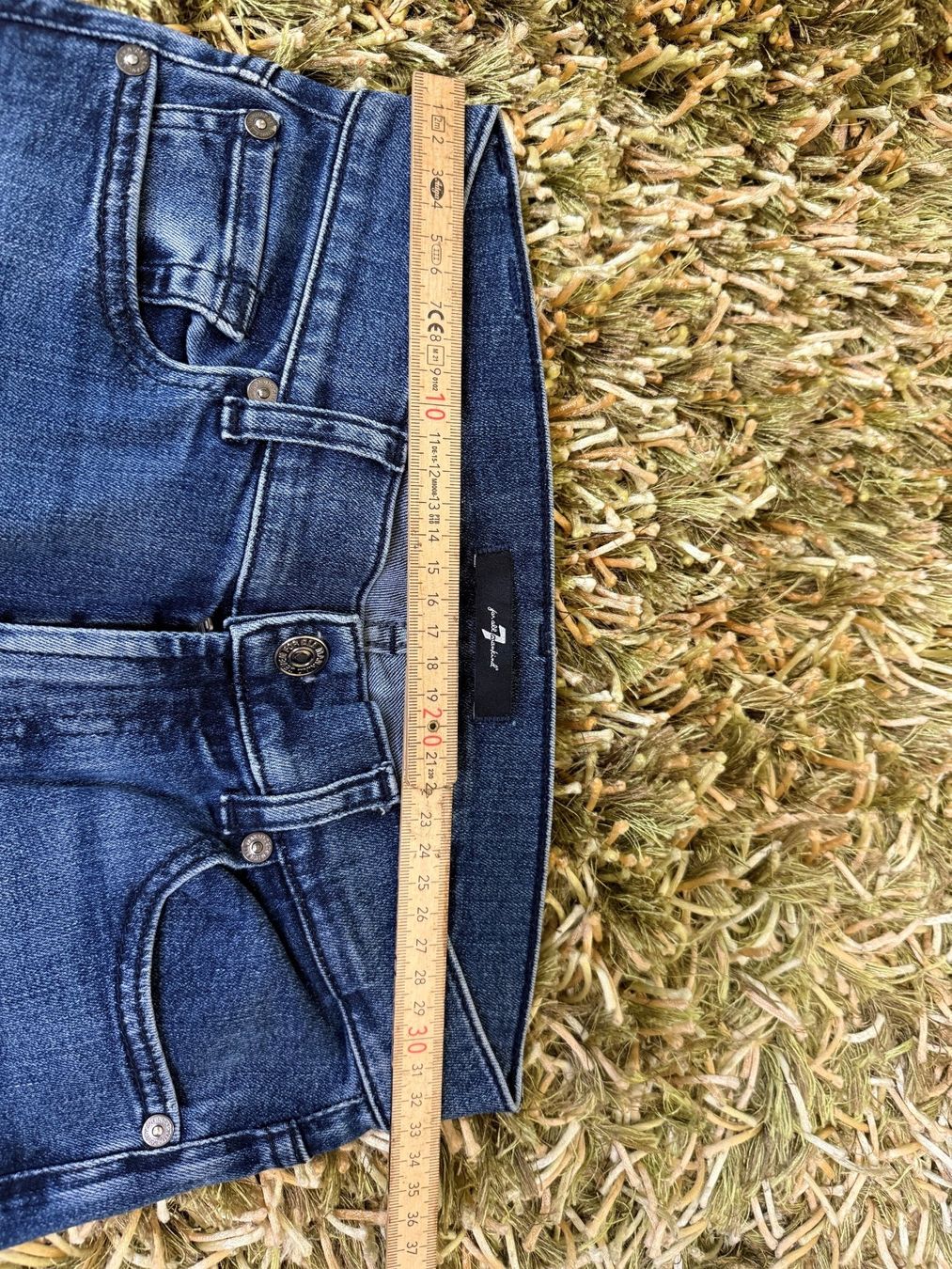 Mankind Jeans: 7 For All Mankind Damenjeans, Gr. 26 – Usato da Schlierbach venduto da gnatcatcher 2