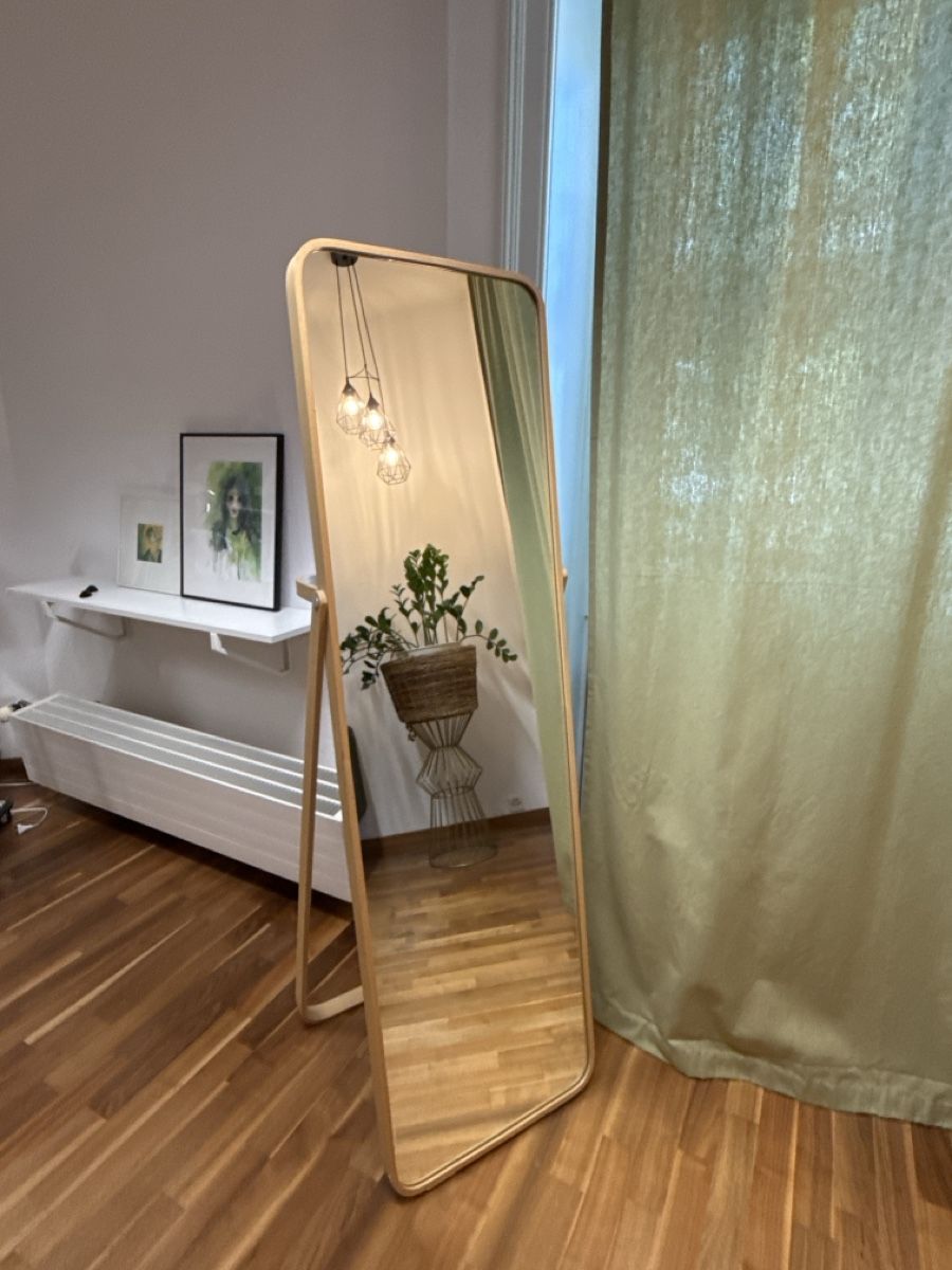 Ikea Specchi: Ikea Spiegel  mit Kleiderstange – Usato da Adligenswil venduto da Criolla25