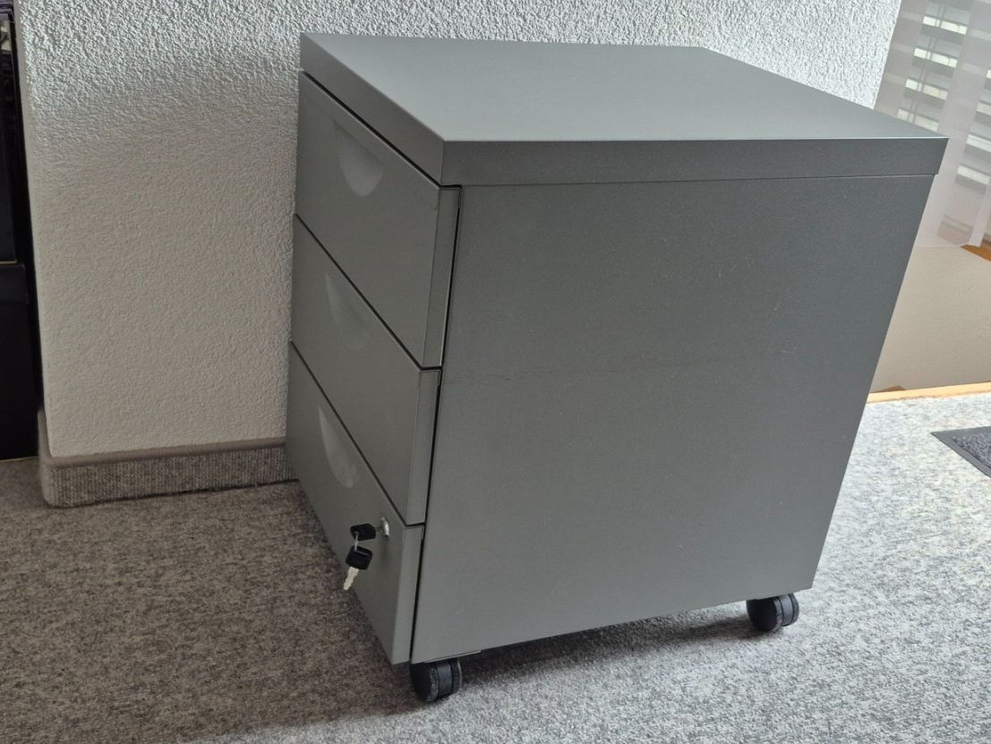Korpus: Büro-Korpus / Rollkorpus mit Schubladen – Gebraucht aus Eggersriet von Fredb 1