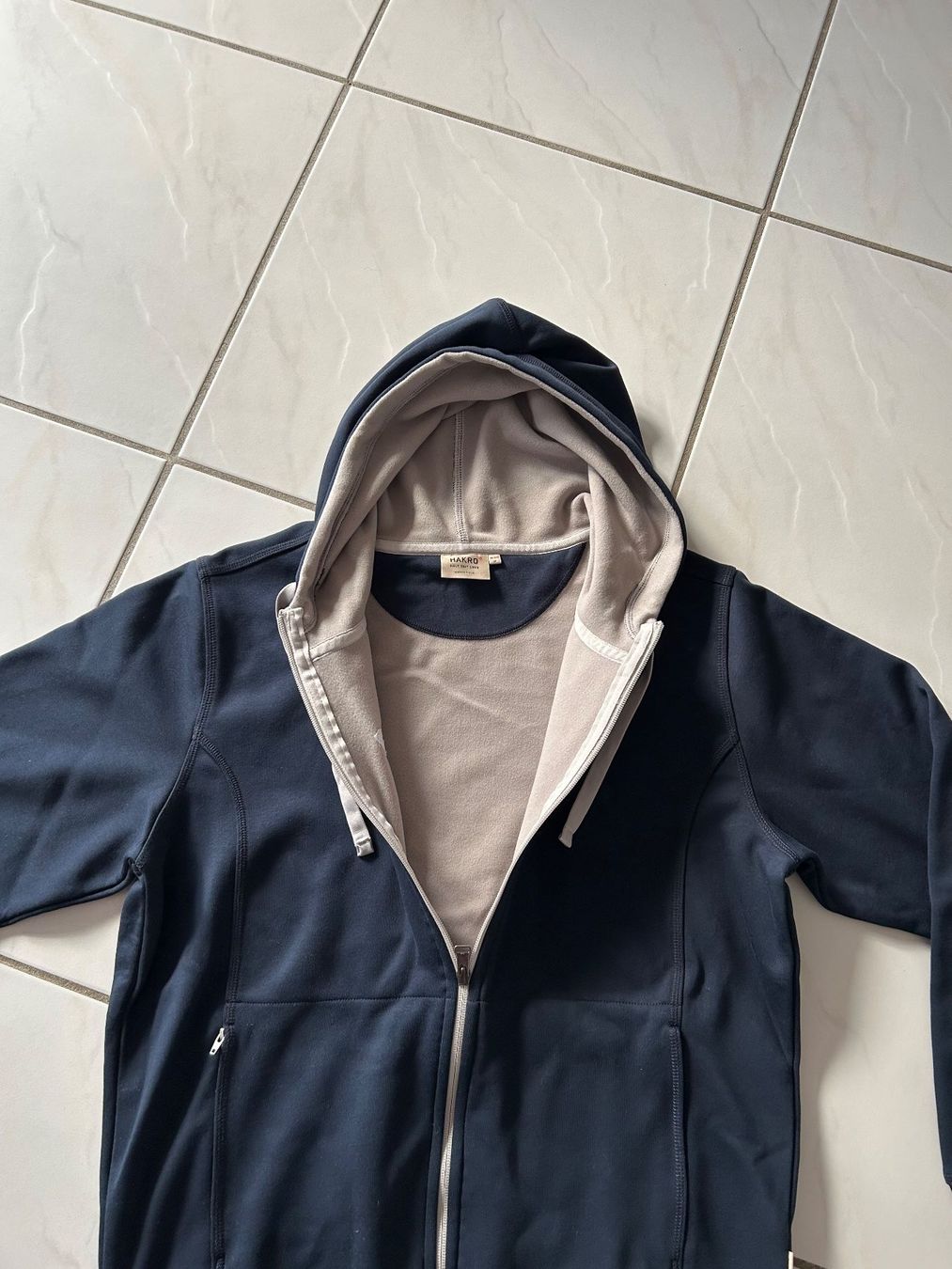 Maglioni & Felpe: Hoody dunkelblau, Grösse M, NEU – Usato da Gutenswil venduto da walker60 4