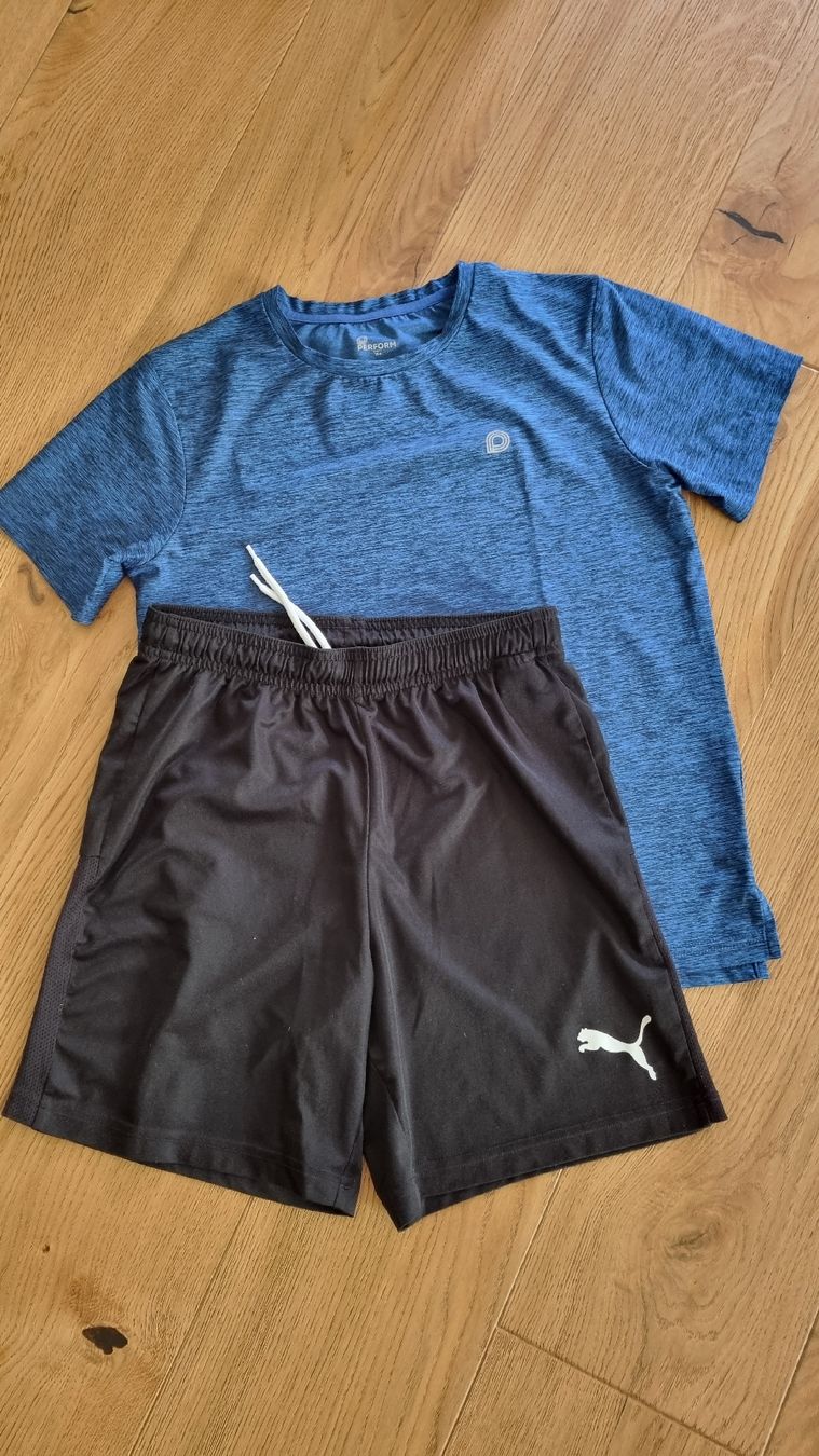 Puma Kleiderpakete: Shirt und Hose – Gebraucht aus Oberglatt ZH von Mueller4000