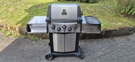 Grosser König Gasgrill mit Seitenbrenner