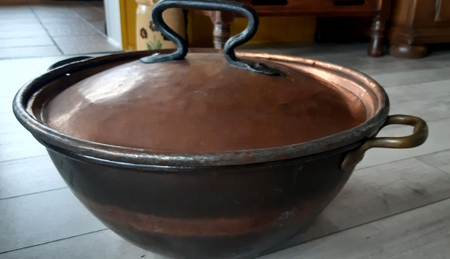 Pentole: Wunderbarer grosser Kupfertopf  - Topf  -  Schale mit Deckel – Usato da Tagelswangen venduto da BrigittaC01 1