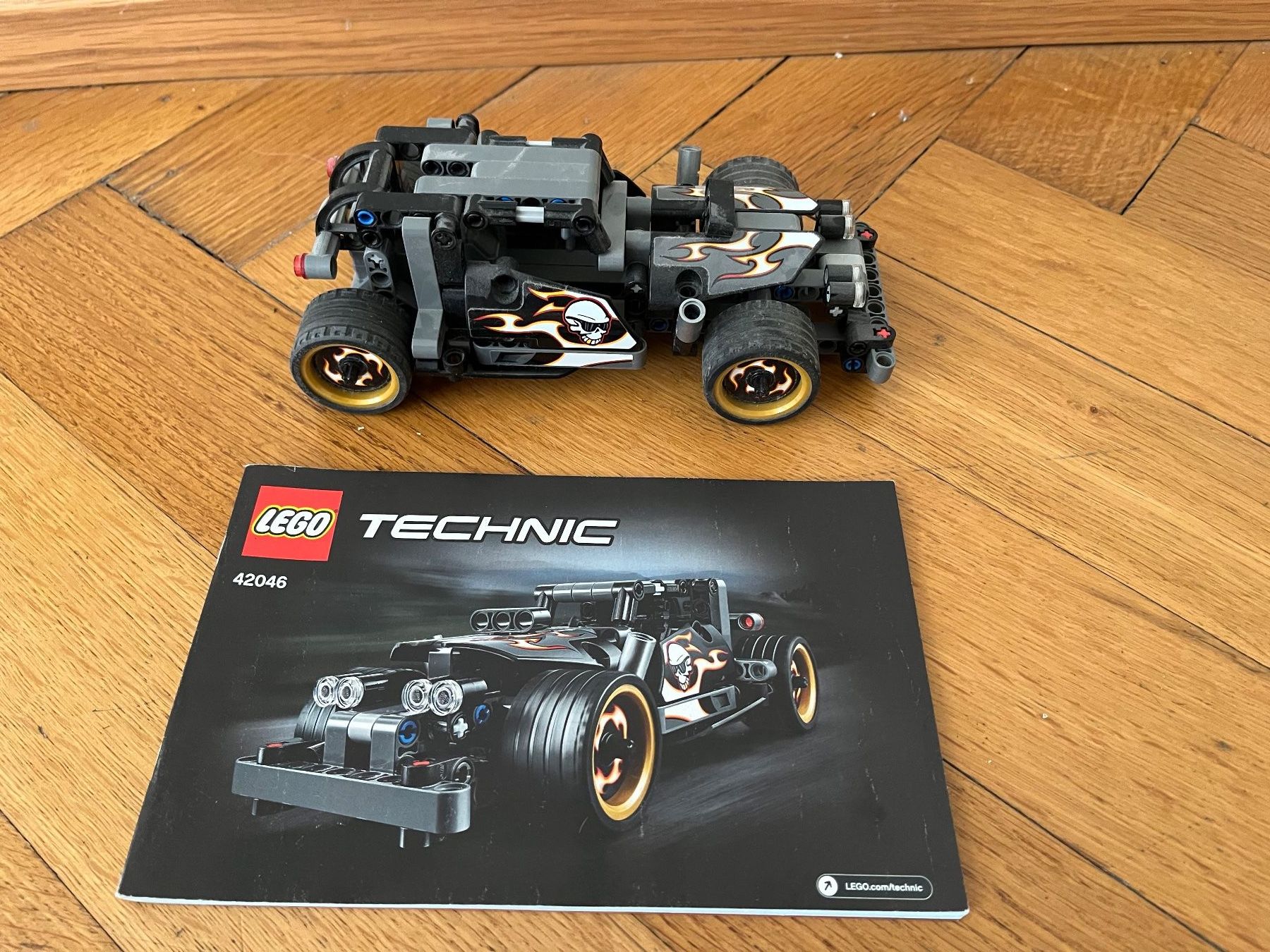 Lego Giocattoli: Lego Technic 42046 Flammendes Schädel Auto Pullback – Usato da Basel venduto da jboss567