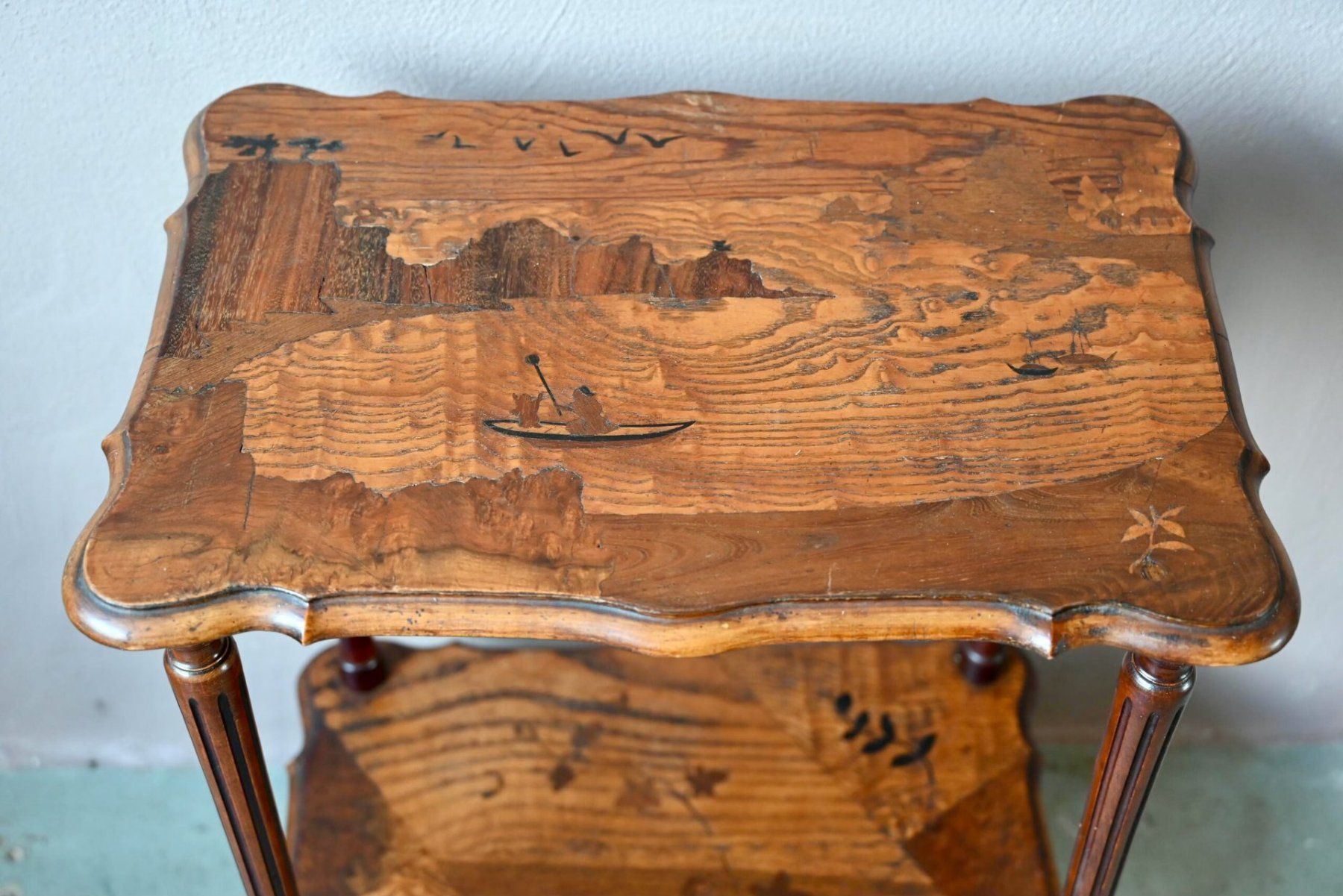 Tavoli: Desserte ancienne table à thé marquetée – Usato da COLMAR venduto da Sophiebellelurette 9