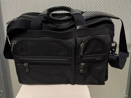 Tumi Kunststoff Laptop Tasche - ganz neu