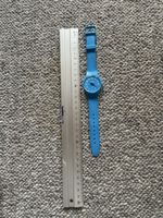 Schicke Swatch Uhr hellblau, perfekt für den Sommer!